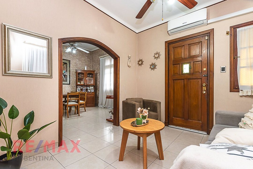 VENTA CASA 6 AMB TEMPERLEY GARAGE JARDIN QUINCHO