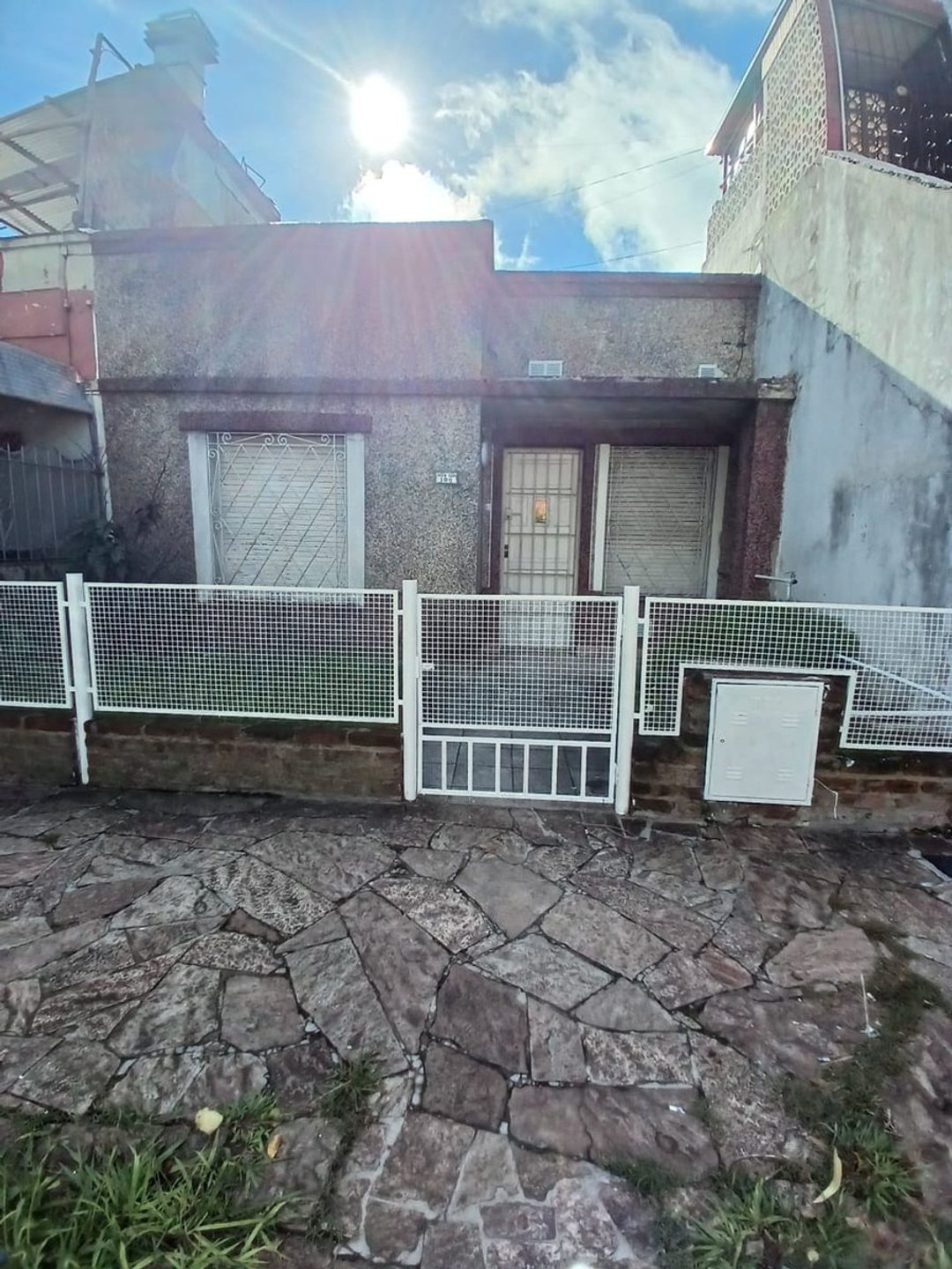 EN NEGOCIACION - VENTA CASA 3 AMB  - TEMPERLEY
