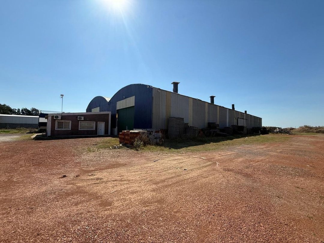 VENTA LOTE 5 HA GALPONES 2.500 MTS ARROYO SECO