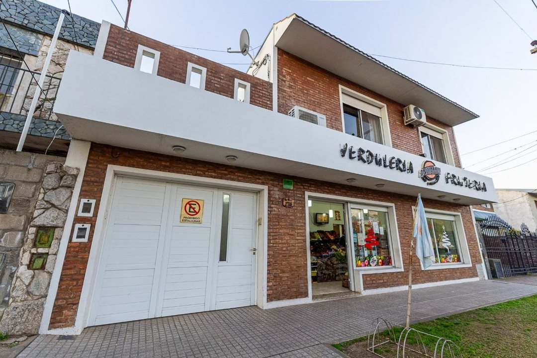 DEPARTAMENTO LOCAL GALPON EN VENTA EN BAIGORRIA