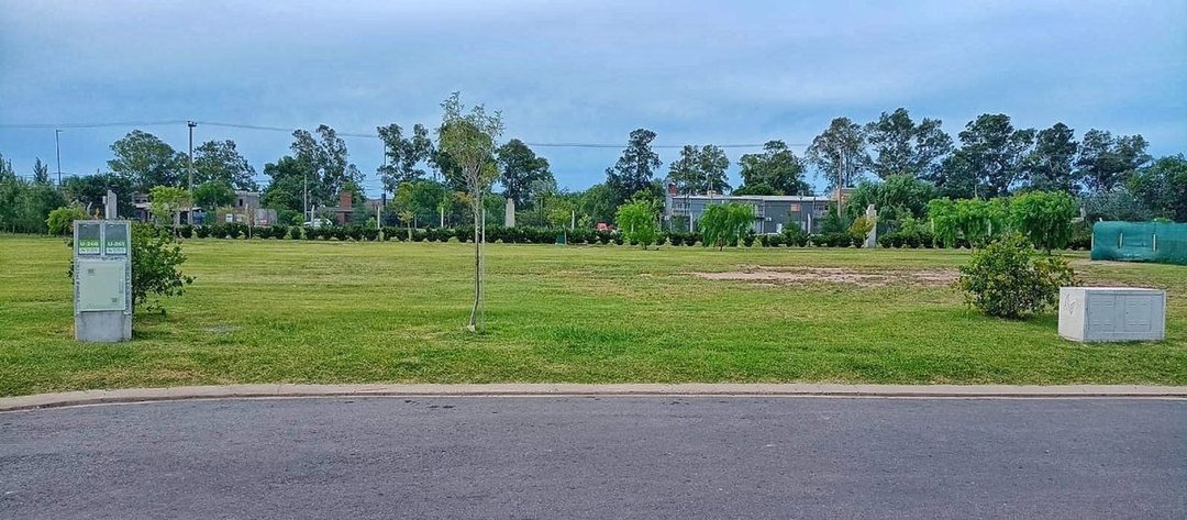 Terreno Venta Funes Barrio Vida 900 m2 FINANCIA