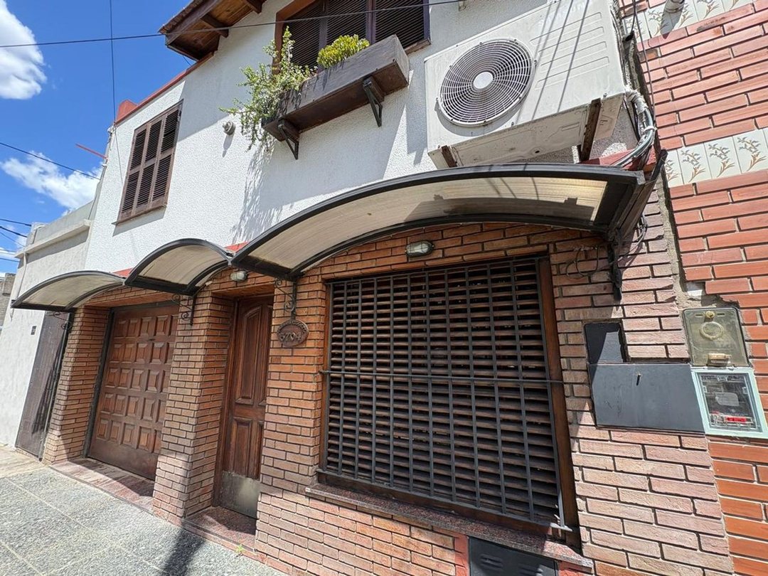 VENTA  PH/DUPLEX 3 AMB. COCH-QUINCHO-TERRA- MUNRO