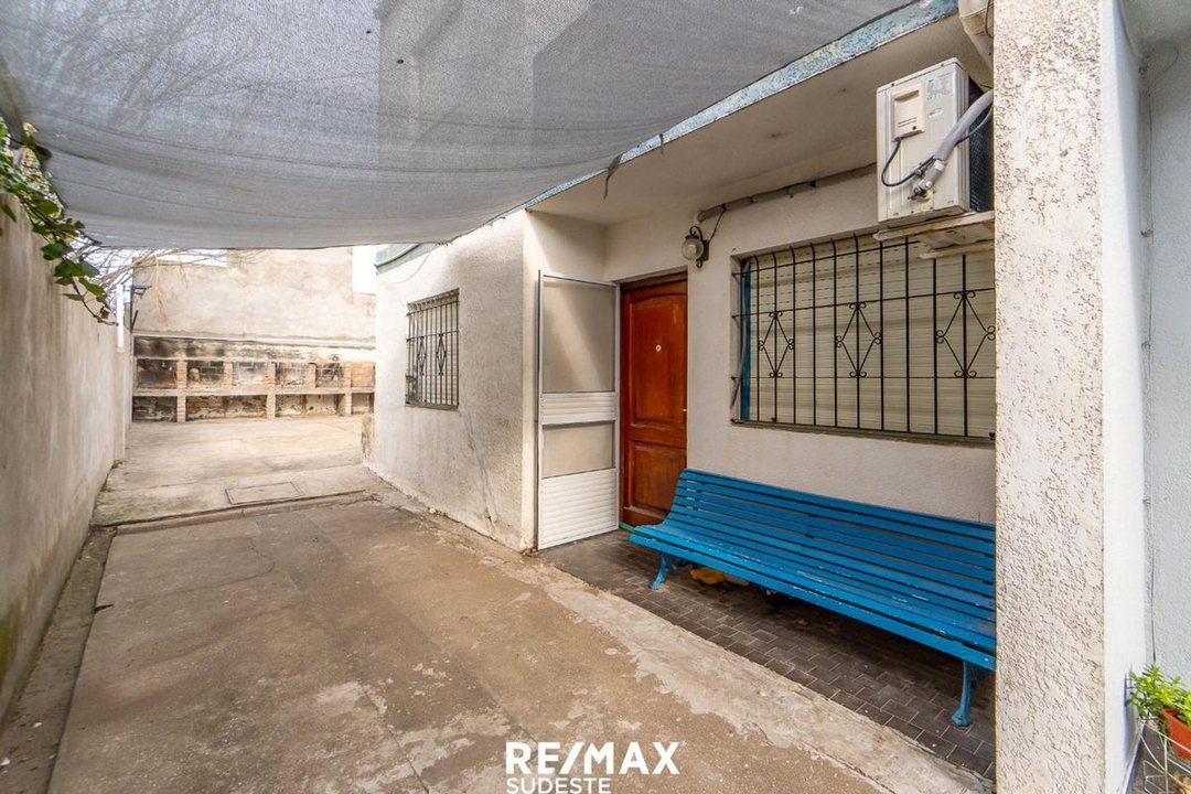 DEPARTAMENTO  PLANTA BAJA EN VENTA MONTE HERMOSO