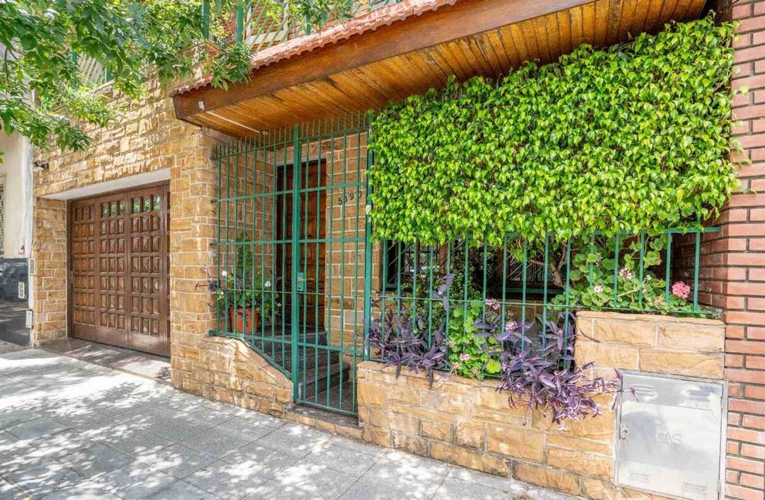 VENTA CASA DE 5 AMB TERRAZA Y COCHERA VILLA LURO