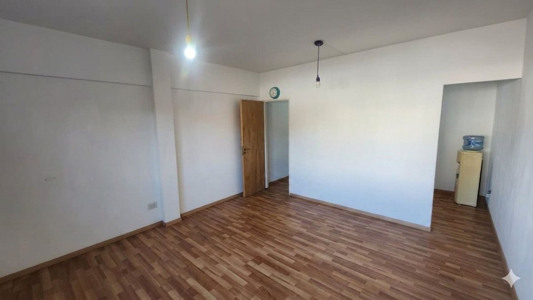 OFICINA EN VENTA MONTE GRANDE