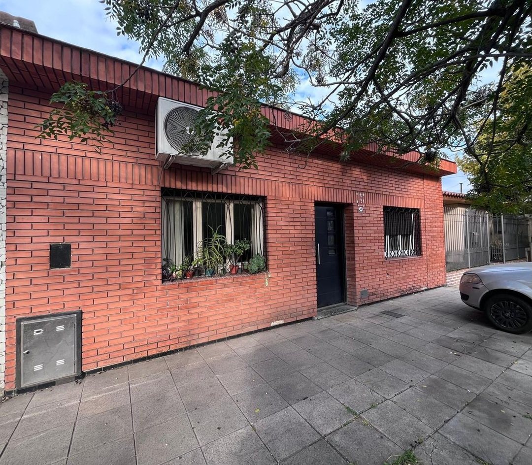 VENTA PH 4 AMBIENTES EN BANFIELD