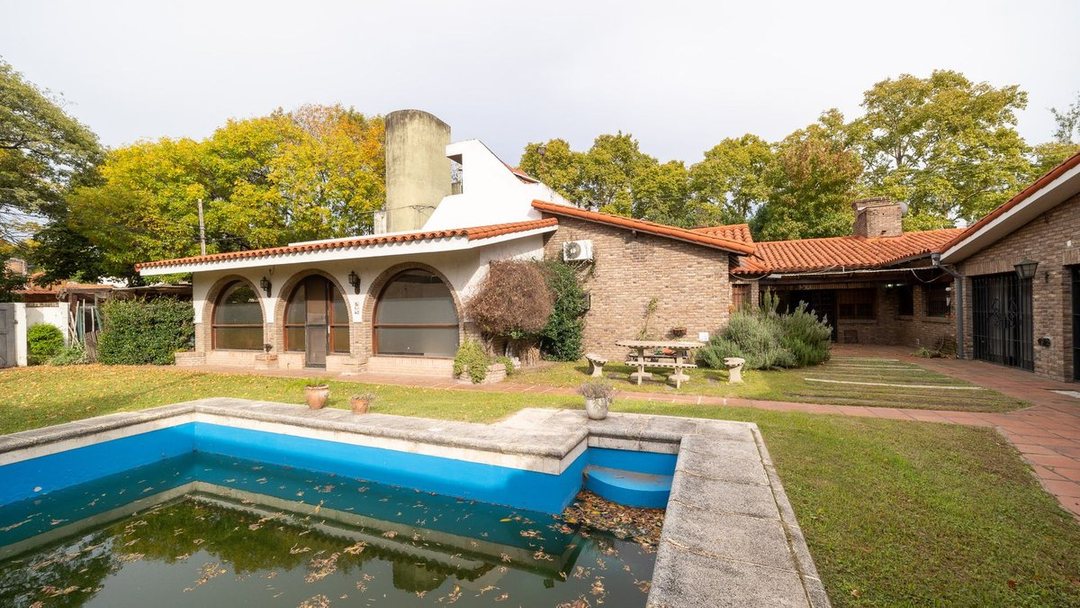VENTA CASA EN VENTA AMPLIA    FISHERTON
