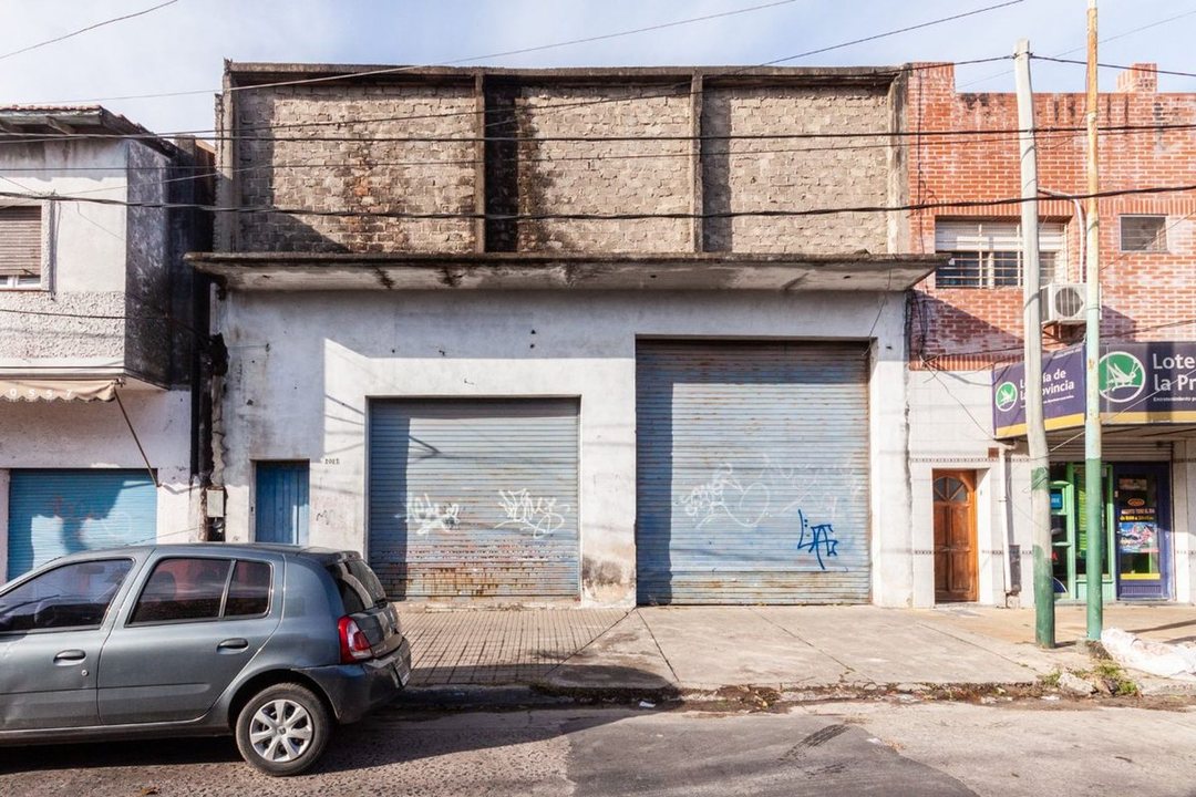 NUEVO VALOR - VENTA DEPOSITO 866 M2 - Lomas