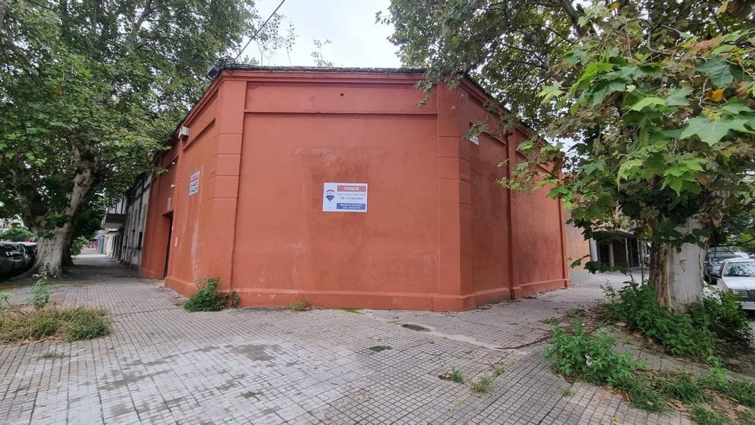 Terreno esquina Marcos Paz 1300 Comercial