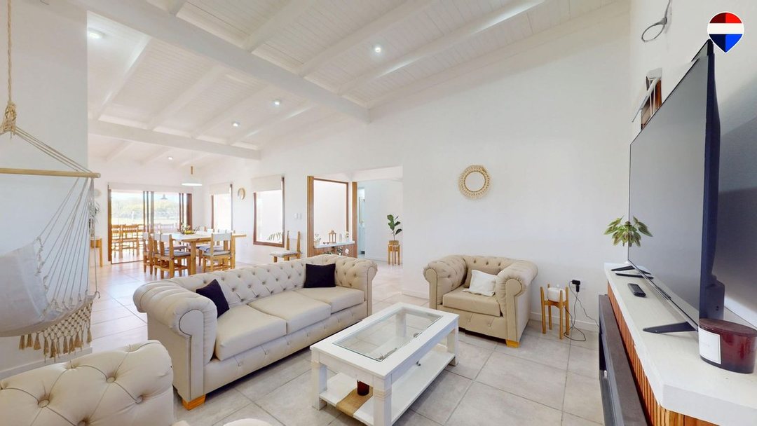 CASA EN VENTA CITY BELL BARRIO CERRADO