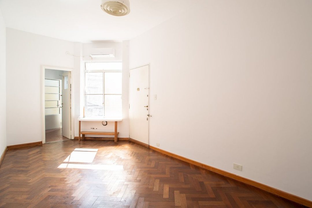 VENTA DEPTO SEMIPISO 2 AMB LUMINOSO SAN TELMO