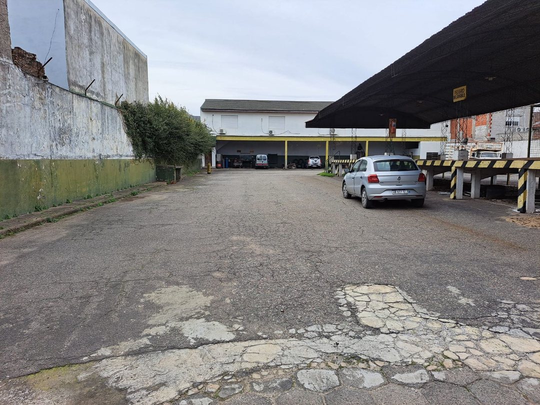 VENTA GALPON  DEPOSITO OFICINAS LOCAL VARIOS