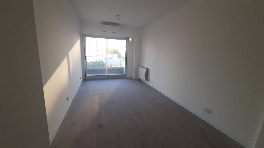 VENTA DEPARTAMENTO 2 AMB  PATIO ESTRENAR NUÑEZ