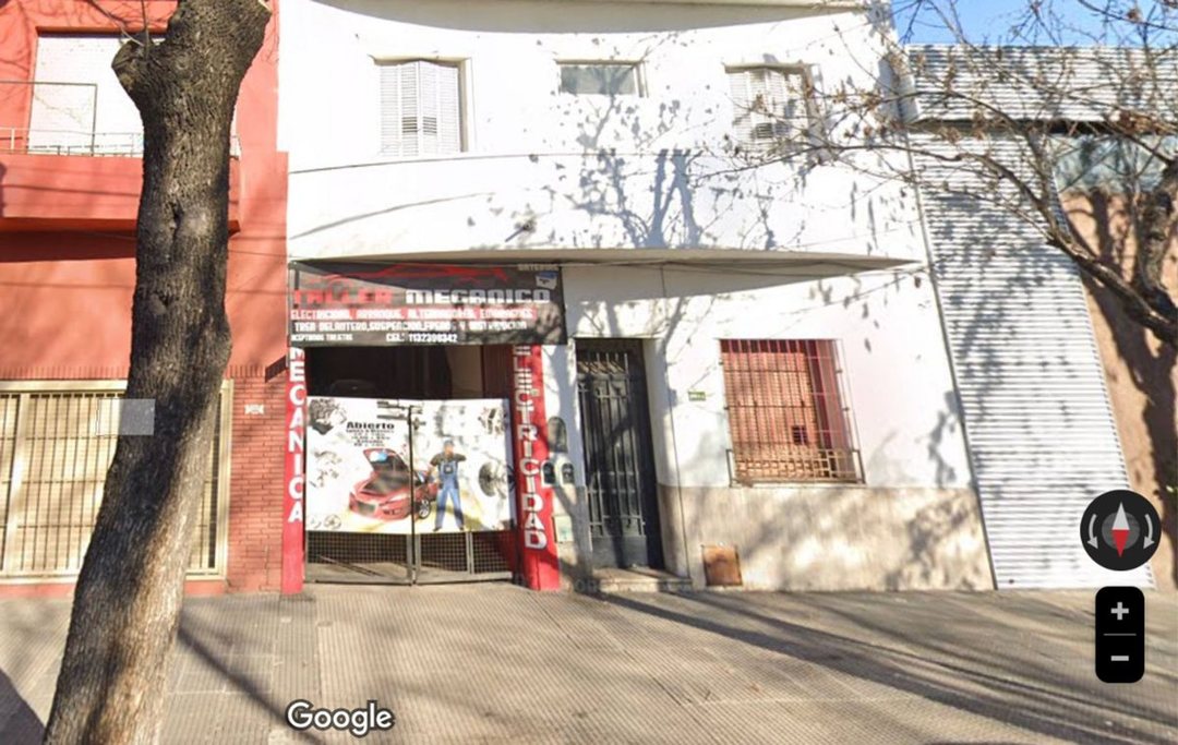 VENTA PH  4amb + Galpón 190m2 cubiertos Barracas