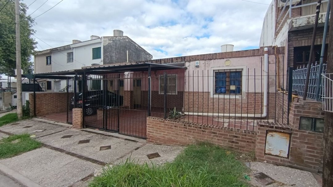 VENTA CASA 2 DORMITORIOS LAS PALMAS CÓRDOBA