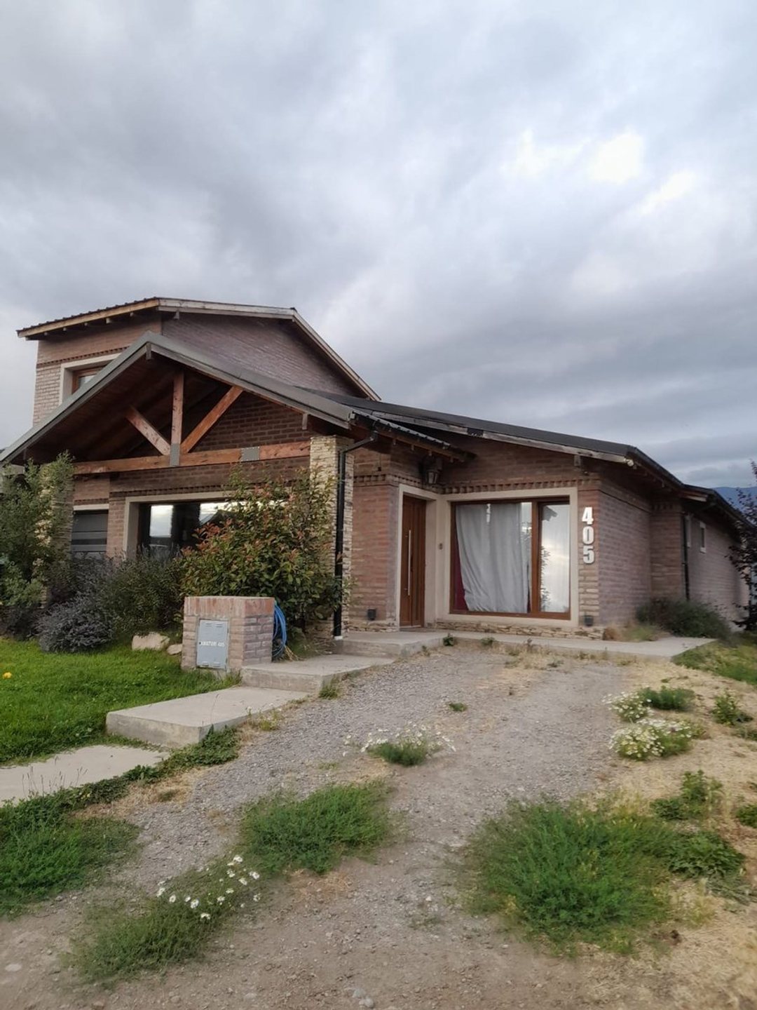 Casa en venta-Barrio Luque, Esquel