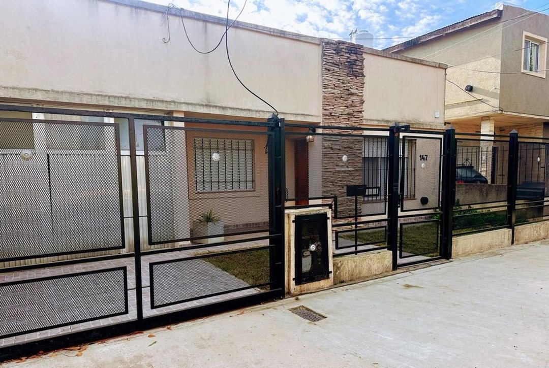 VENTA CASA 4 AMB EN PACHECO TIGRE APTO CREDITO