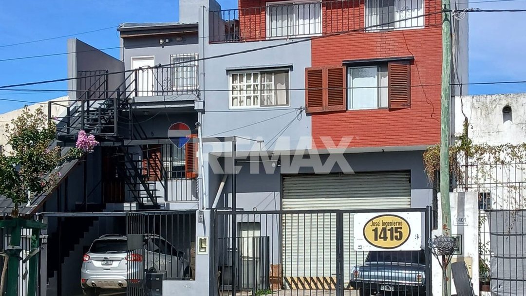 VENTA 2 DEPARTAMENTOS + LOCAL COMERCIAL EN CAMPANA