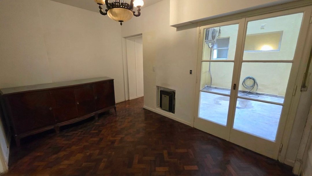 DEPARTAMENTO VENTA MONSERRAT 3 AMB CON PATIO