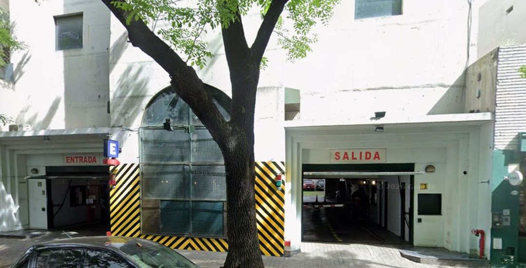 VENTA COCHERA PALERMO CON SEGURIDAD 24 HS.