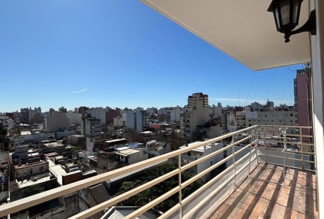 Venta Depto 3 Ambientes con Balcón San Cristóbal