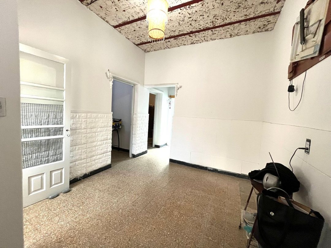VENTA CASA TRES DORMITORIOS BARRIO INDUSTRIAL
