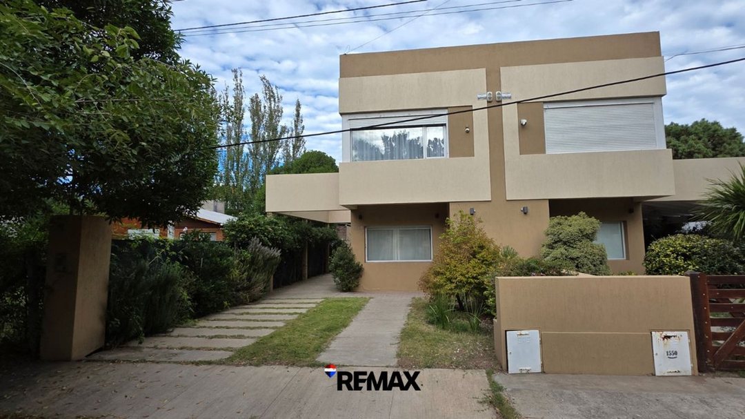 APTO CREDITO DÚPLEX 3 DORM LAS DUNAS MONTE HERMOSO