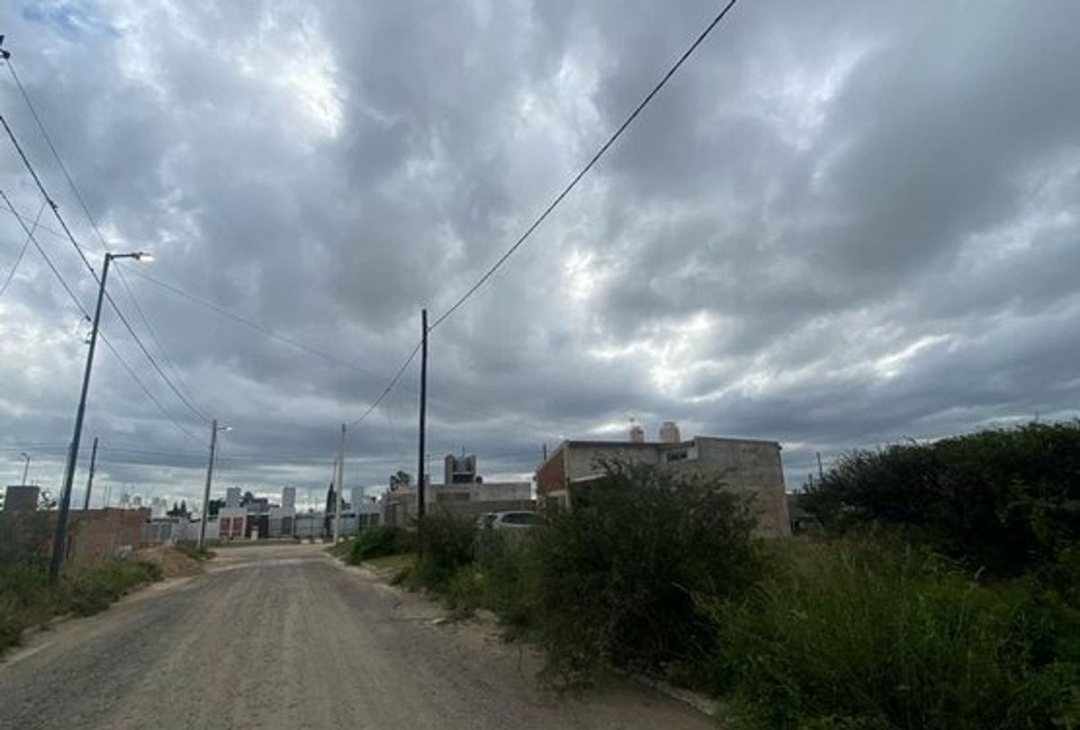 EN VENTA LOTE EN ZONA SUR / B° VICOR