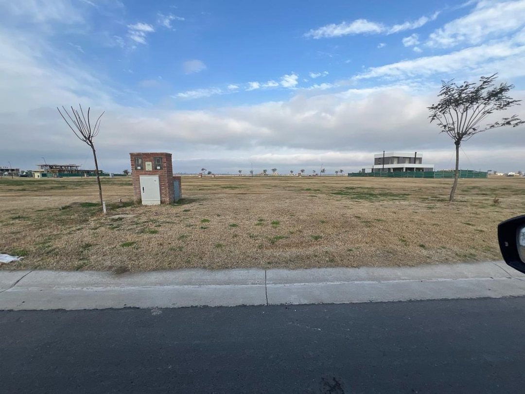VENTA LOTE BARRIO AMARRAS, PUERTOS ESCOBAR