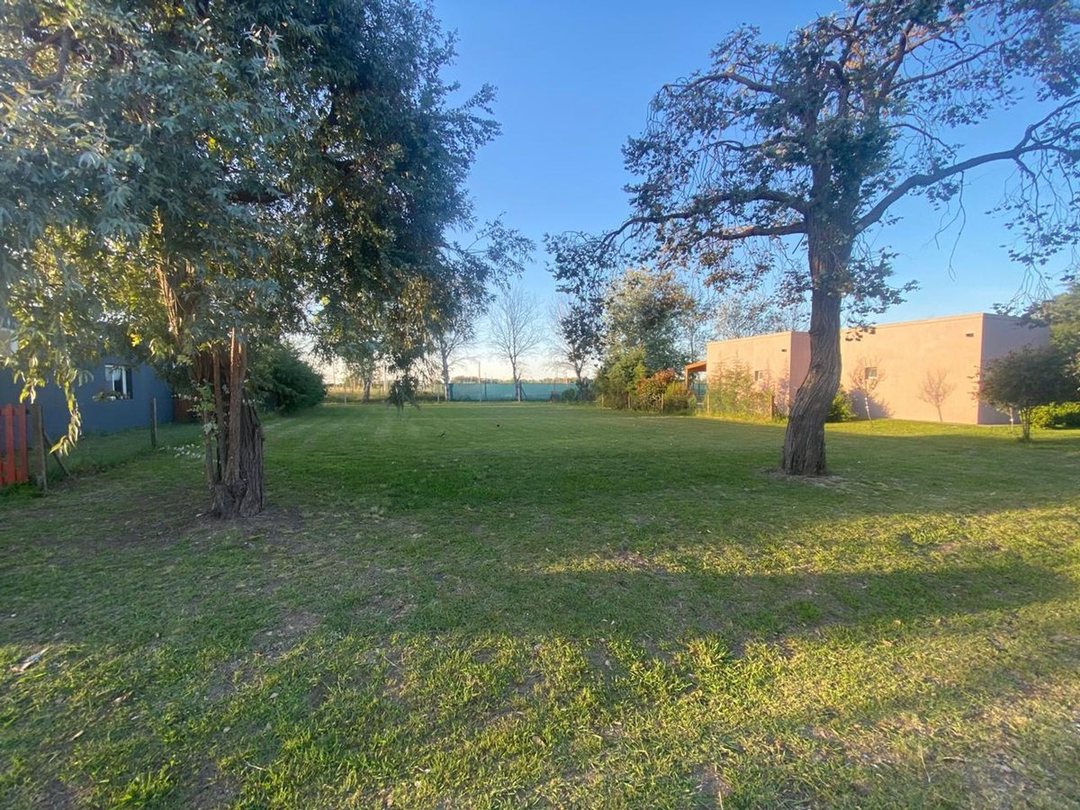 VENTA LOTE 700M2 EN CARDALES VILLAGE