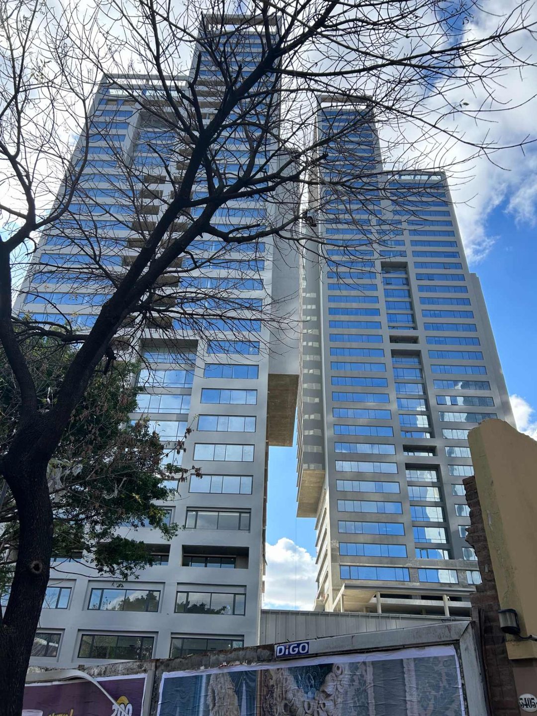 Piso alto. Hermosa vista. Lujosos amenities.