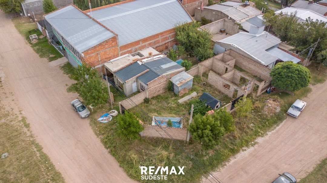 VENTA LOTE EN ESQUINA INDIADA Y GASTANAGA IDEAL