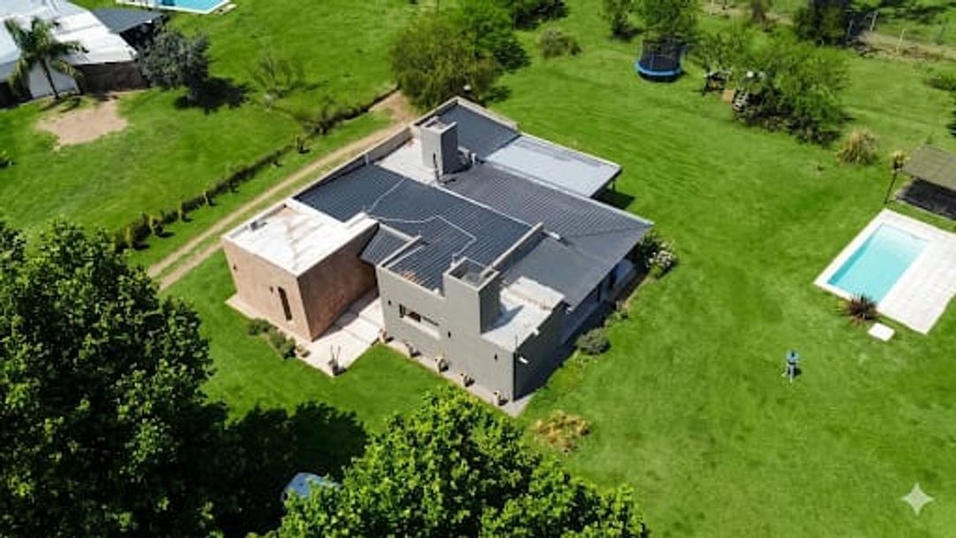VENTA CASA CAMPOS DEL VIRREY