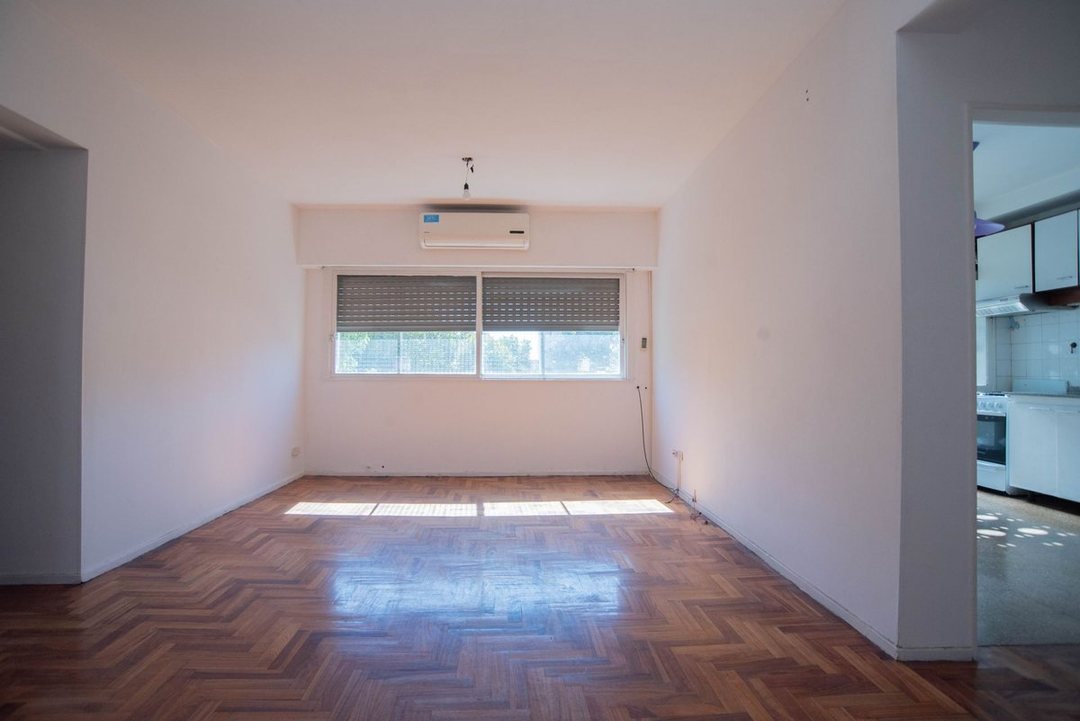 VENTA DEPARTAMENTO 4 AMB RAMOS MEJIA COCHERA