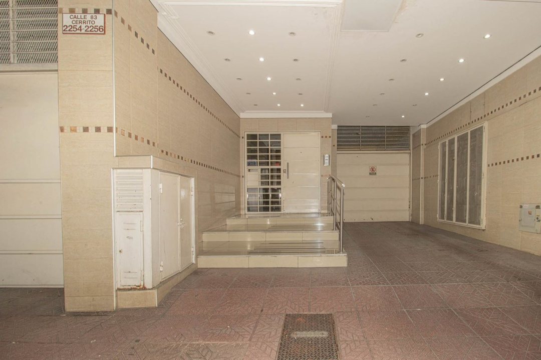 VENTA DPTO 5 AMB CON COCHERA