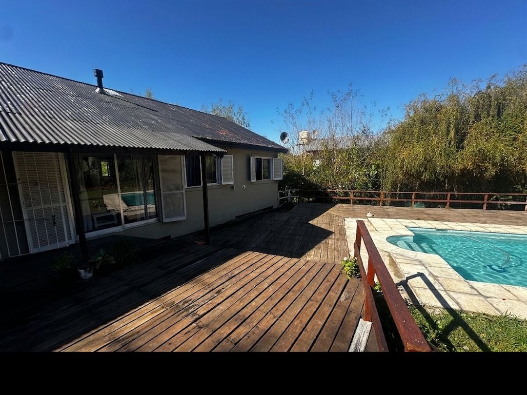 CASA VENTA 5 AMBIENTES DELTA TIGRE PILETA AL RIO