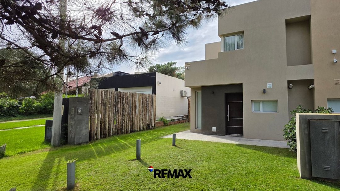 Dúplex 2 dorm. a 50 m del mar Las Dunas Monte Herm