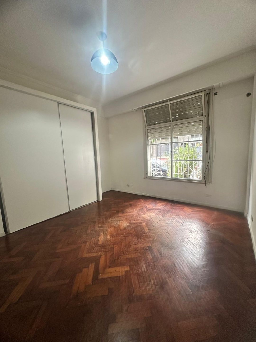 Venta Monoambiente dividido - FLORES