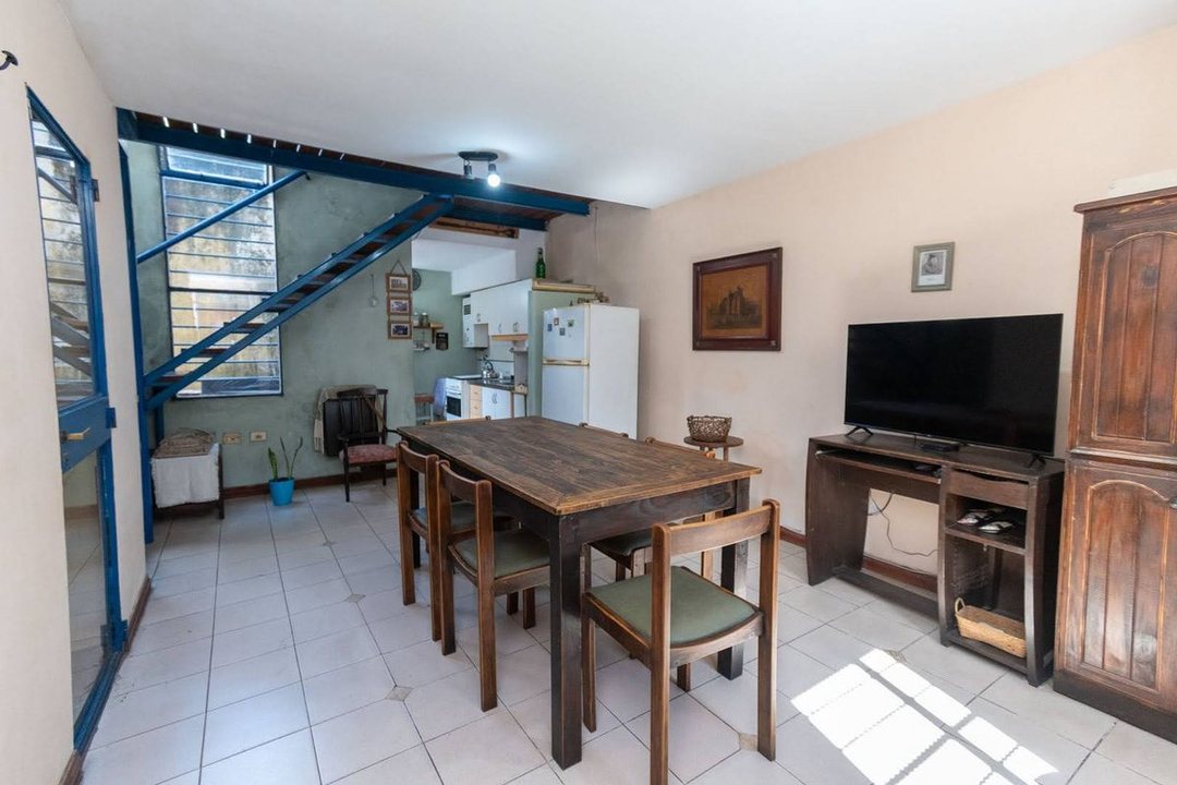 Se vende Casa Duplex en Fomento 9 de Julio