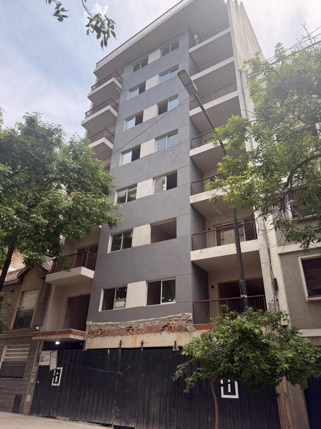 VENTA 3 AMBIENTES CABALLITO AL FRENTE SEMIPISO