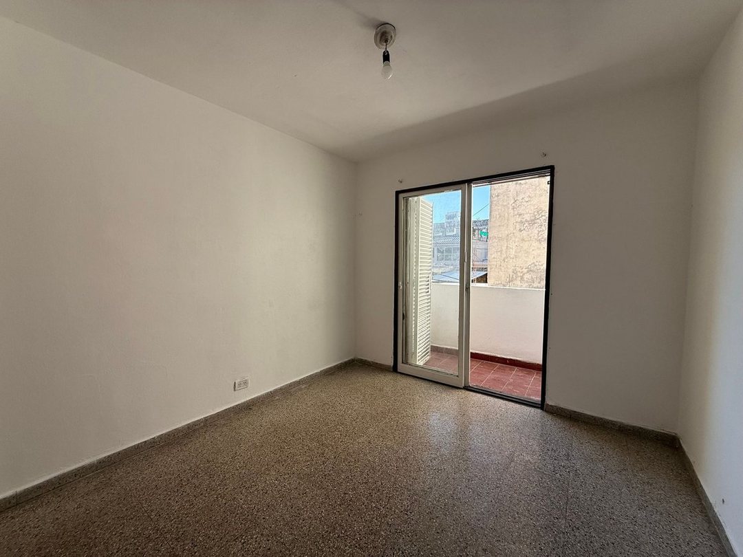 VENTA EDIFICIO 6 DEPARTAMENTOS 2 DORM Bº GRAL PAZ