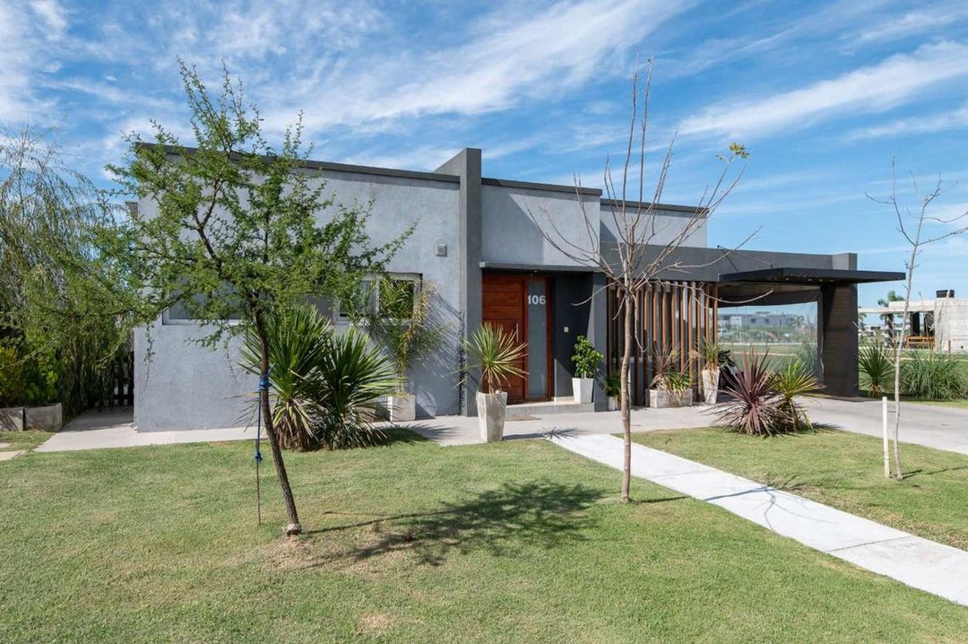 Venta Casa 3 amb con pileta Villalobos Hudson