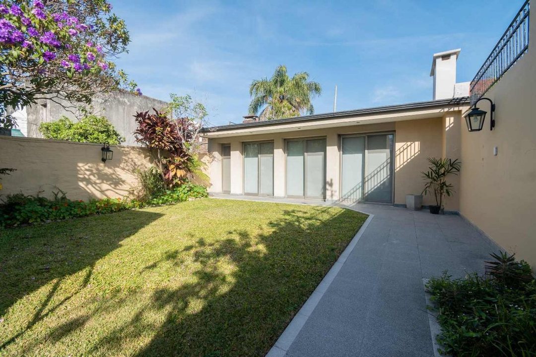 CASA COMPLETA PARA INGRESAR EN CANDIOTI