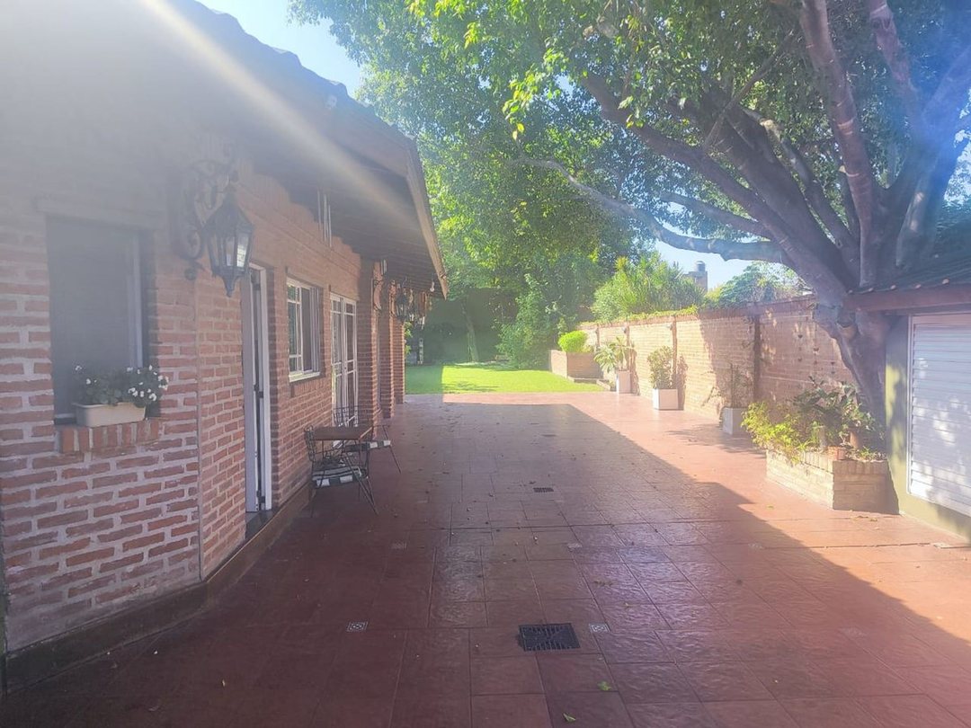 VENTA CASA 4 AMB LOMAS DE ZAMORA APTO CREDITO