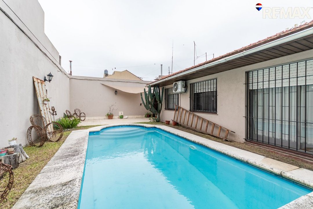 Casa 4amb con pileta y quincho Apto Credito