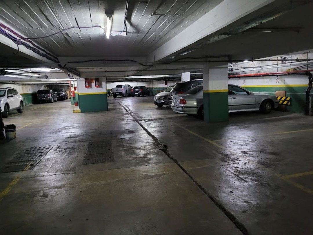INVERSIONISTAS LOTE DE 11 COCHERAS VENTA BELGRANO