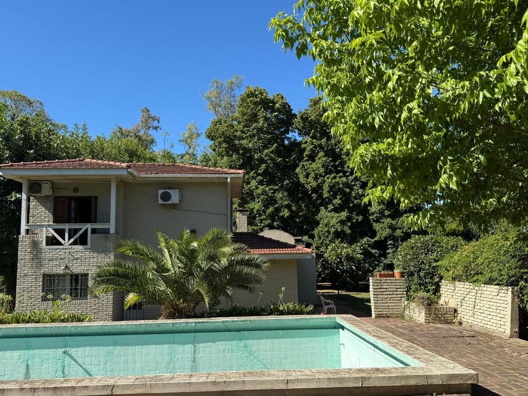 CASA EN VENTA CITY BELL