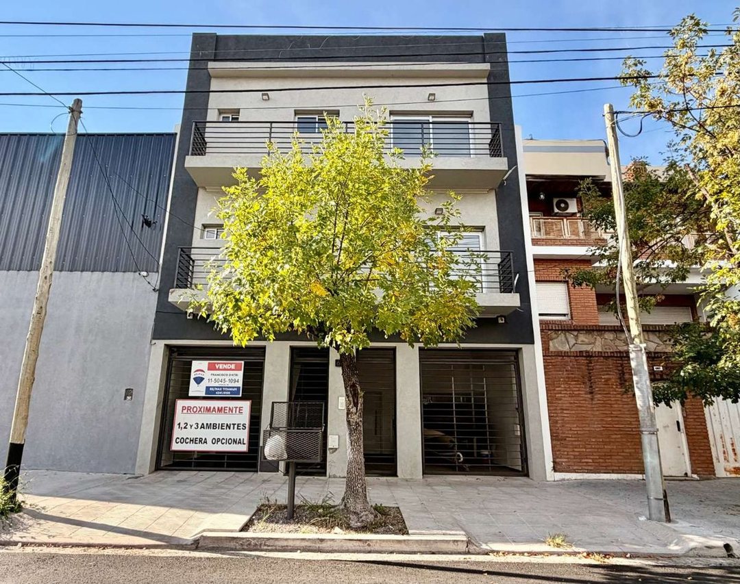 PH 3 AMB. A ESTRENAR C/ COCHERA  PATIO Y PARRILLA