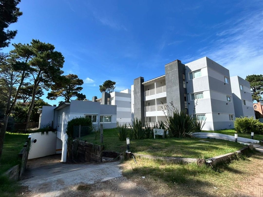 VENTA DEPARTAMENTO 3 AMBIENTES PINAMAR CENTRO
