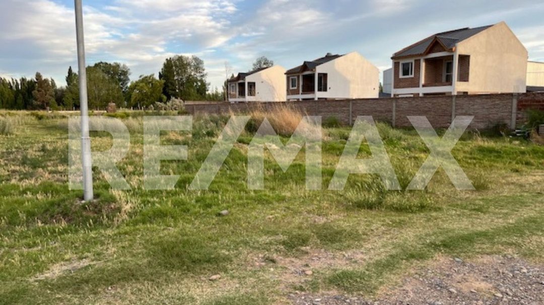 VENTA LOTEO SEPULVEDA 945 M2 PLOTTIER FINANCIACION